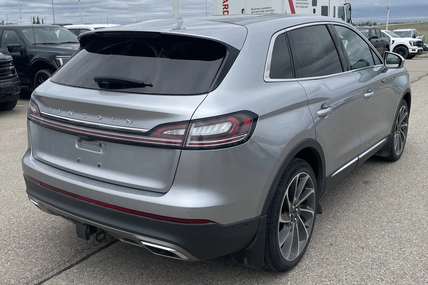 Used 2021 SILVER Lincoln RESERVE AWD **New Arrival** image 5