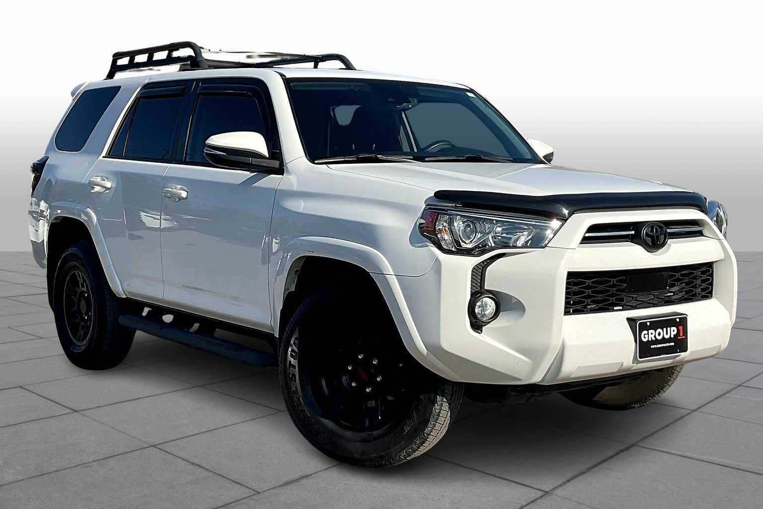 Used 2020 Super White Toyota SR5 image 3
