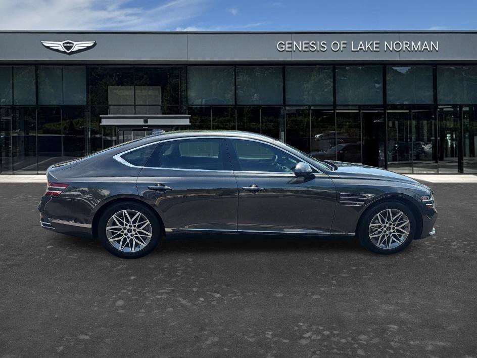 Used 2025 Makalu Gray Genesis 2.5T image 4