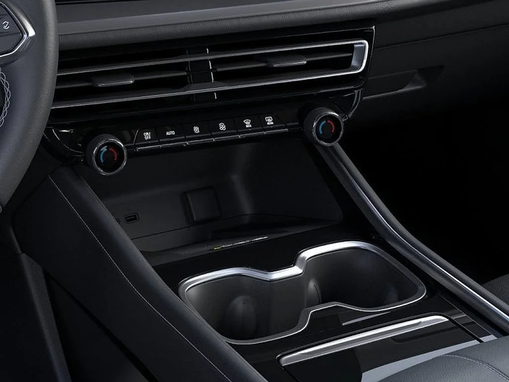 2027 Chevrolet Traverse LT - Photo 23