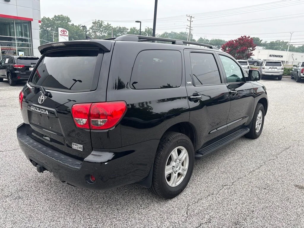 Used 2015 Black Toyota SR5 image 4