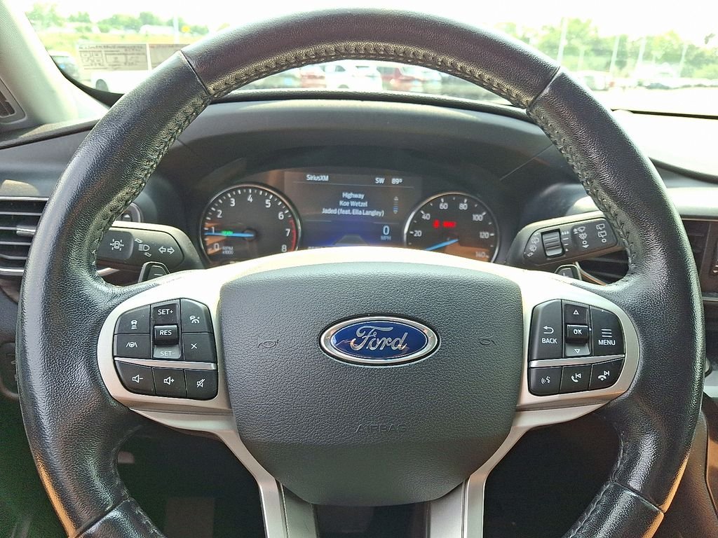 Used 2021 Black Ford Limited image 22