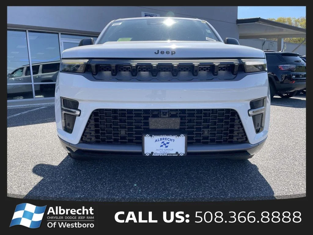 New 2026 Bright White Clear-Coat Exterior Paint Jeep Limited Reserve image 8