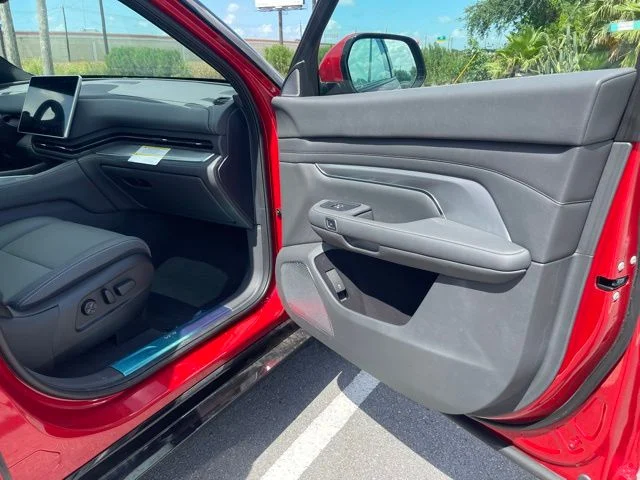 2024 VinFast VF 9 PLUS - Photo 22