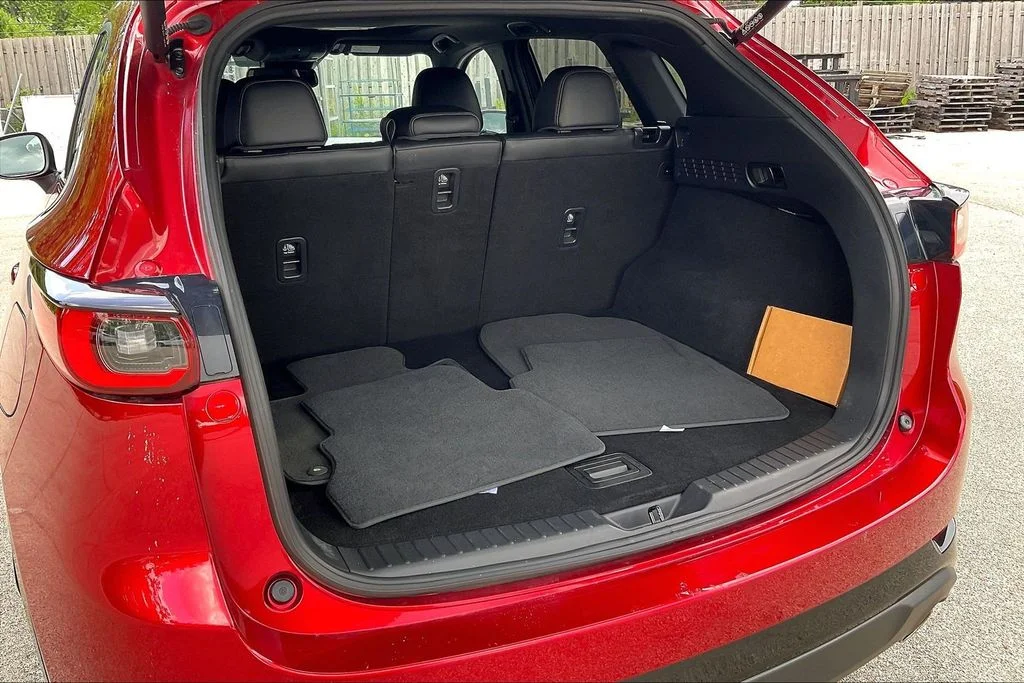 Used 2023 Red Mazda 2.5 Turbo image 28