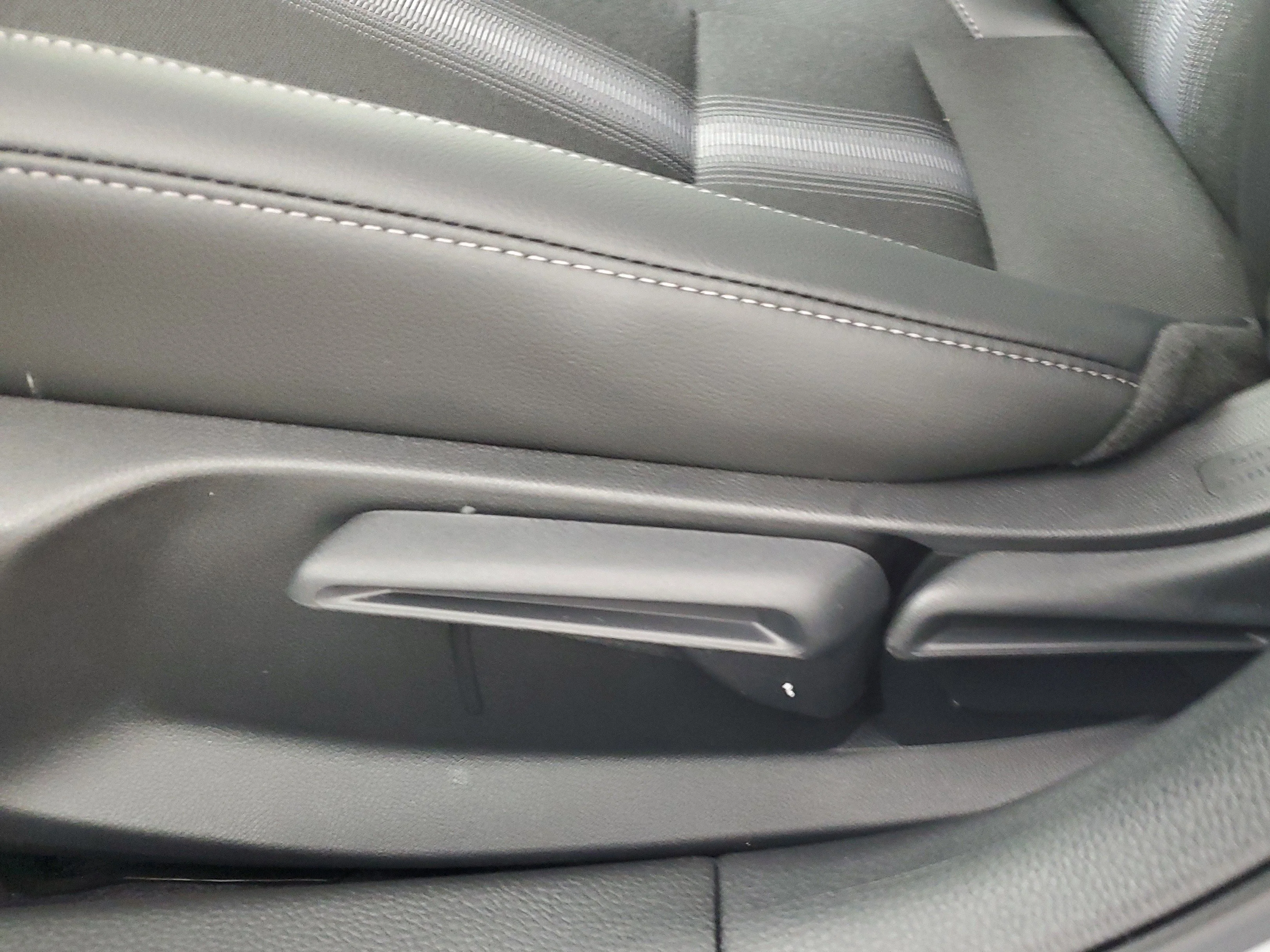 2026 Honda Civic Sport - Photo 31