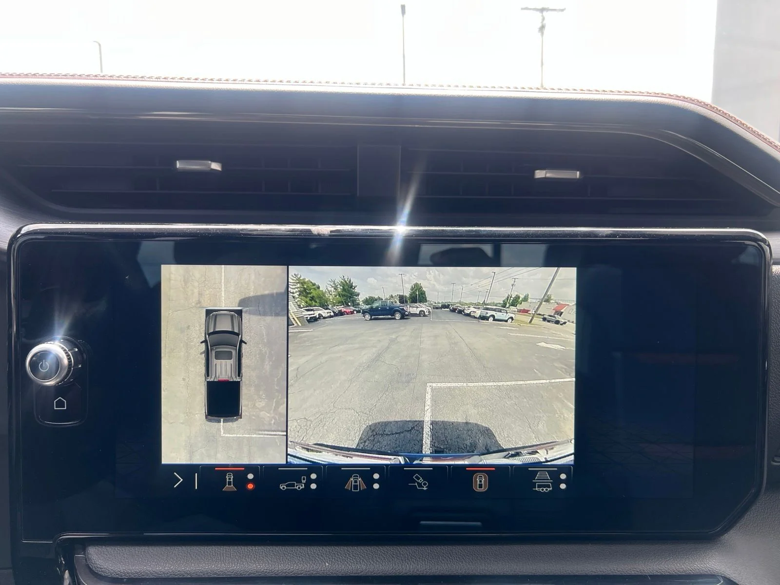 Used 2024 Blue Metallic GMC AT4 image 35