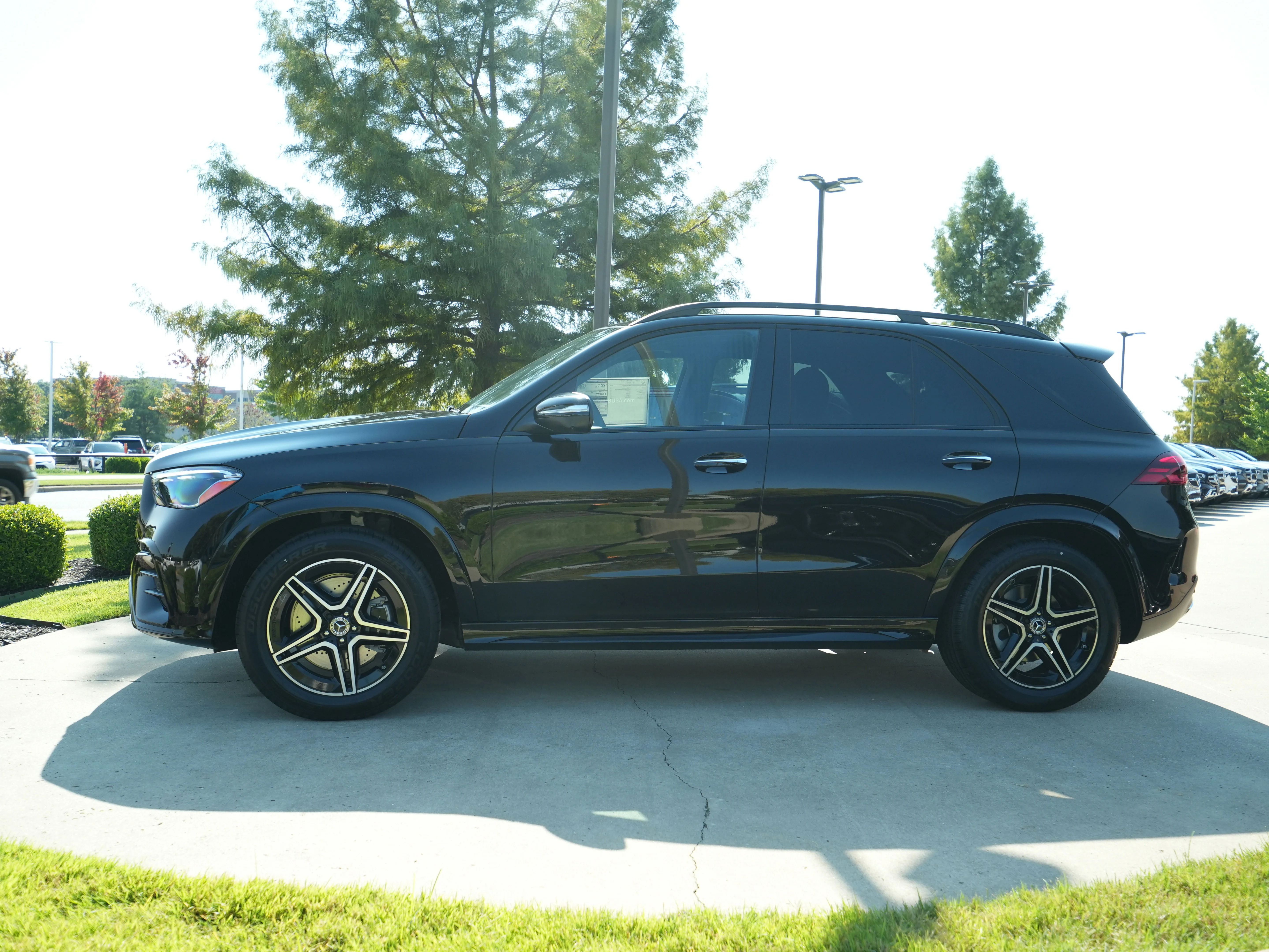 Certified Used 2026 Obsidian Black Metallic Mercedes-Benz GLE 350 image 4