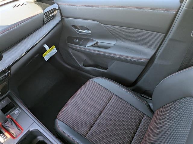 2026 Nissan KICKS SR - Photo 14