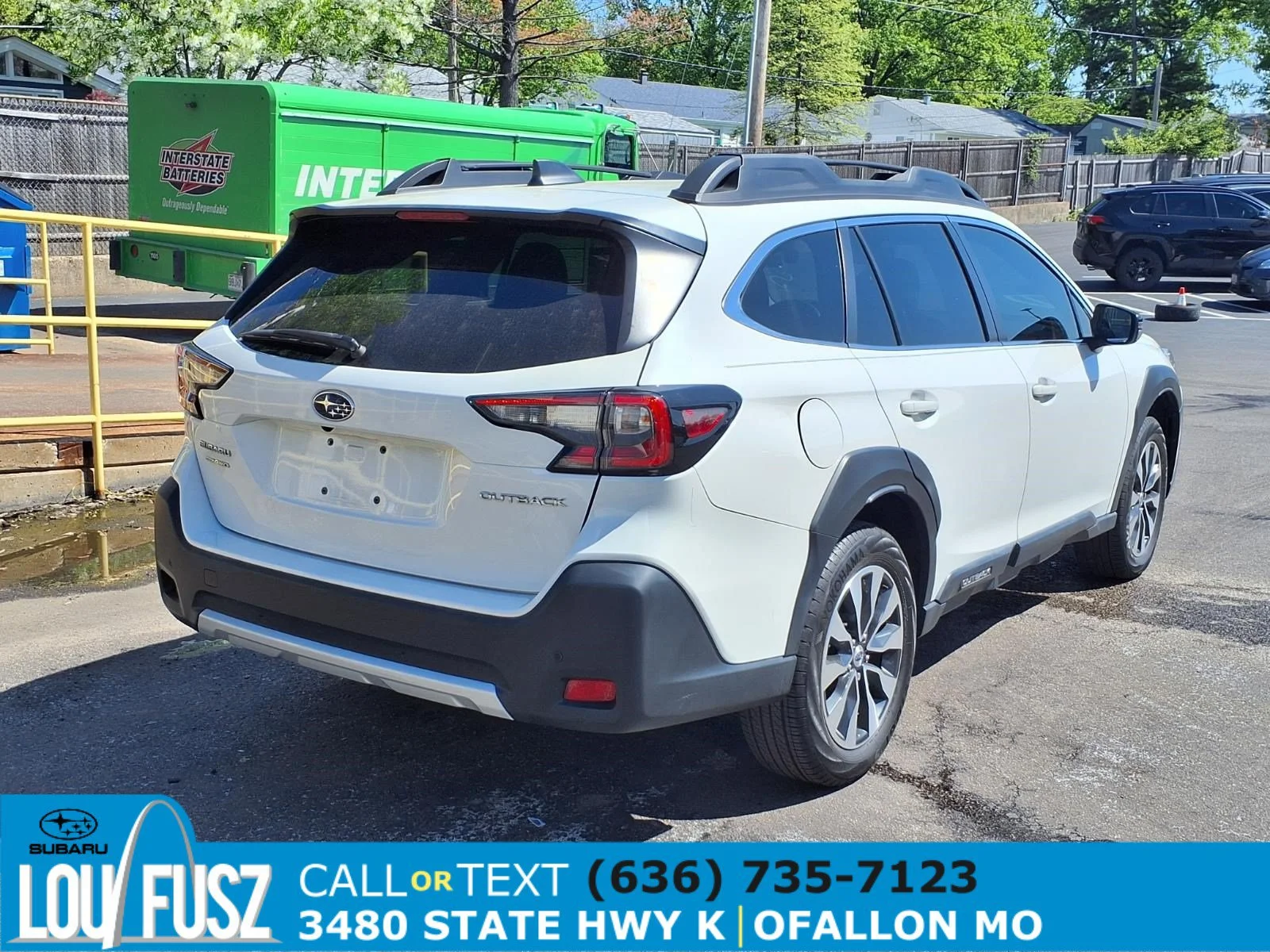 Used 2024 Crystal White Pearl Subaru Limited image 4