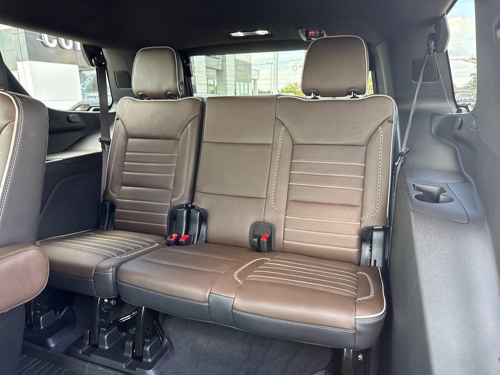 2026 GMC Yukon Denali Ultimate - Photo 48