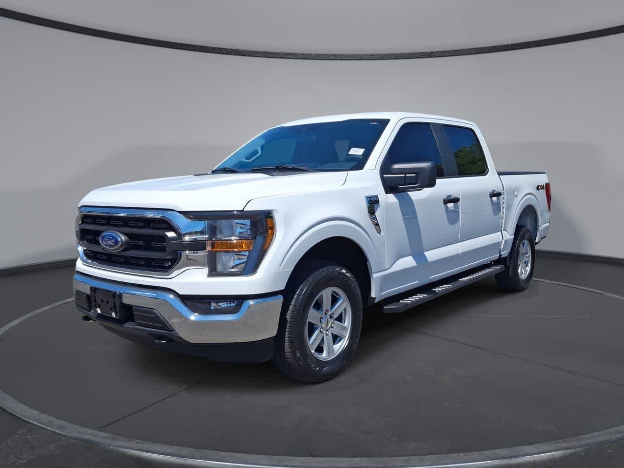 2023 Ford F-150 XLT 4x4 SuperCrew 145 in's photo