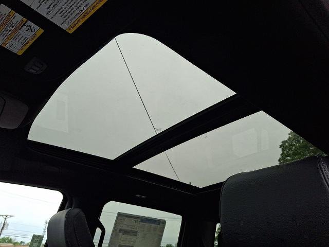 New 2026 Star White Metallic Tri-Coat Ford Lariat® image 30