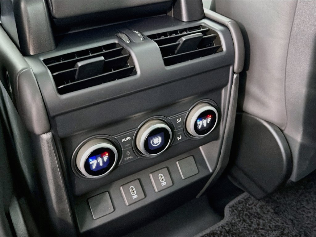 New 2026 Borasco Grey Land Rover X-Dynamic SE image 27
