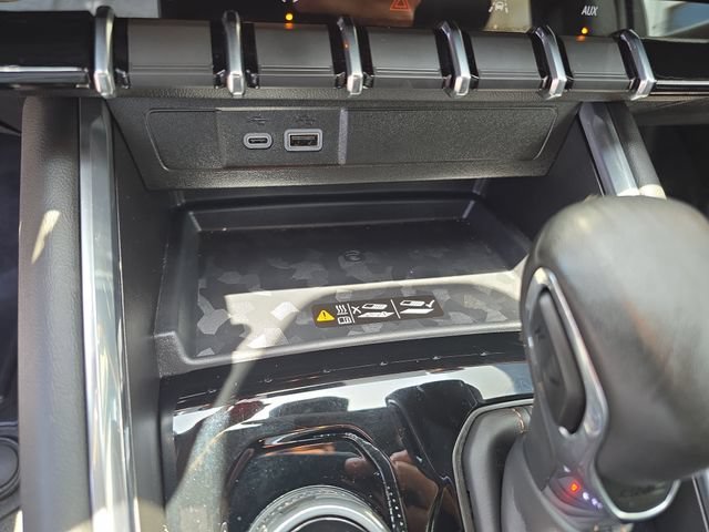 2026 GMC Canyon AT4 - Photo 22