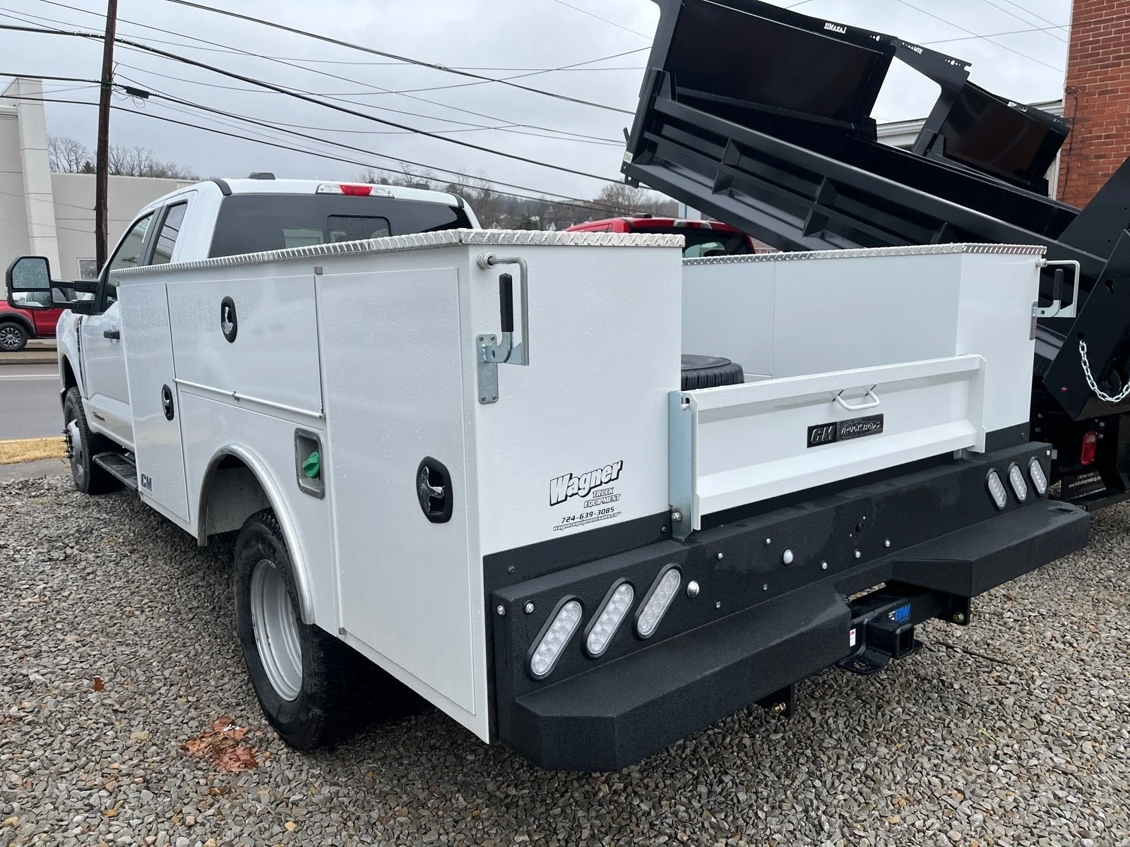 New 2026 Oxford White Ford F-350® XL image 5