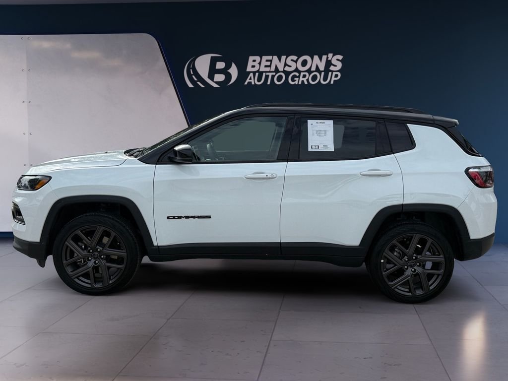 Used 2026 White Jeep Limited image 2