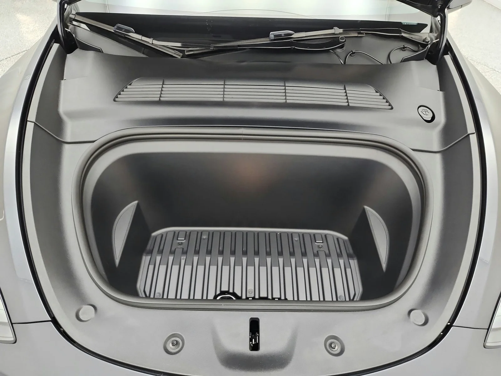 Used 2025 Stealth Grey Tesla Long Range RWD *Ltd Avail* image 16