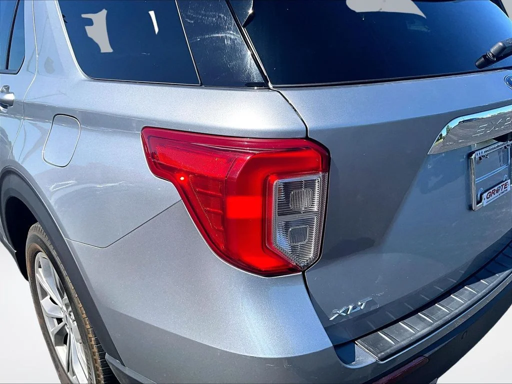 Used 2021 Silver Ford XLT image 30