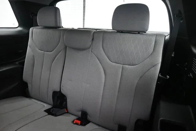 Used 2021 White Hyundai SEL image 19