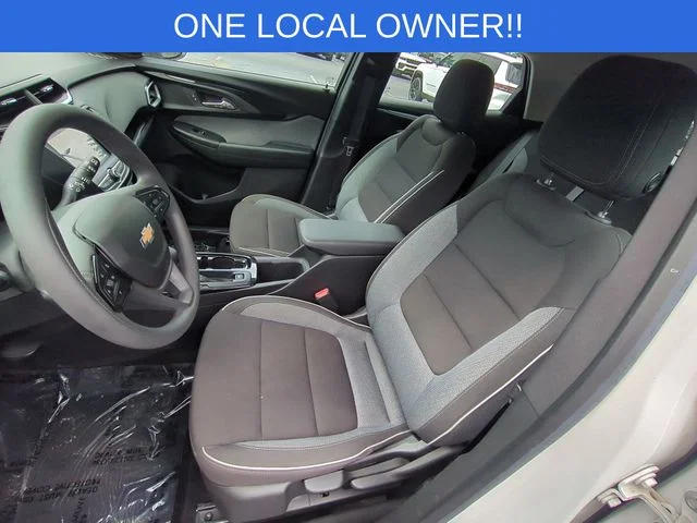 Used 2022 White Chevrolet LS image 16