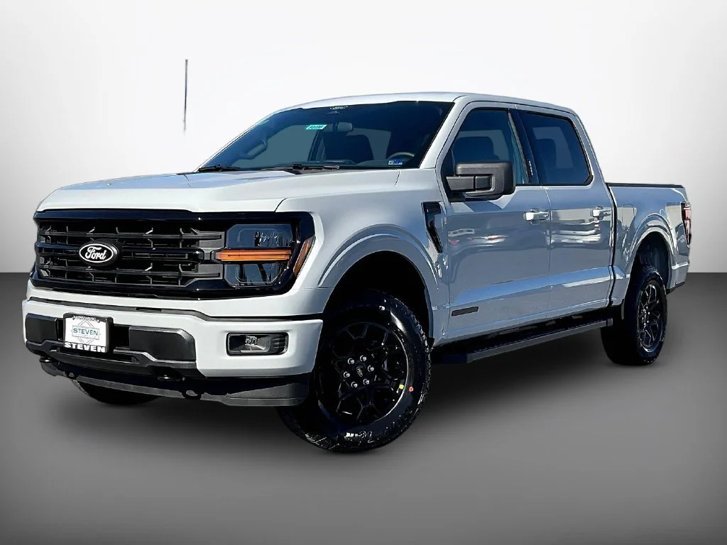New 2026 Avalanche Ford XLT image 2
