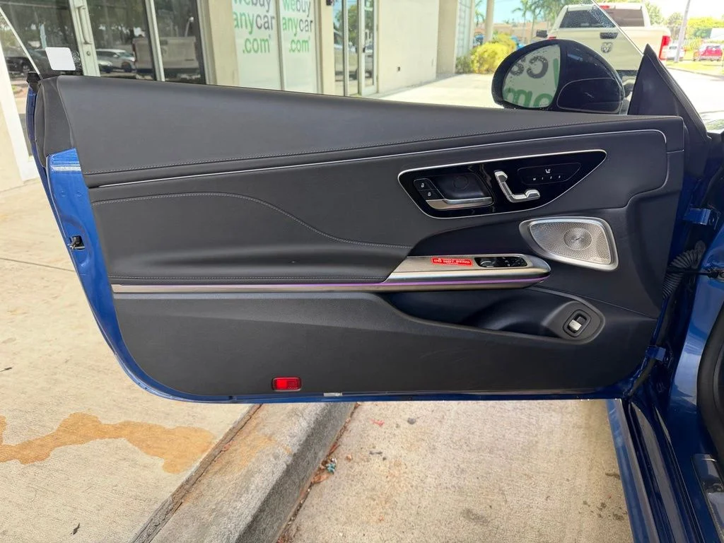 Used 2025 Blue Mercedes-Benz CLE 300 image 36