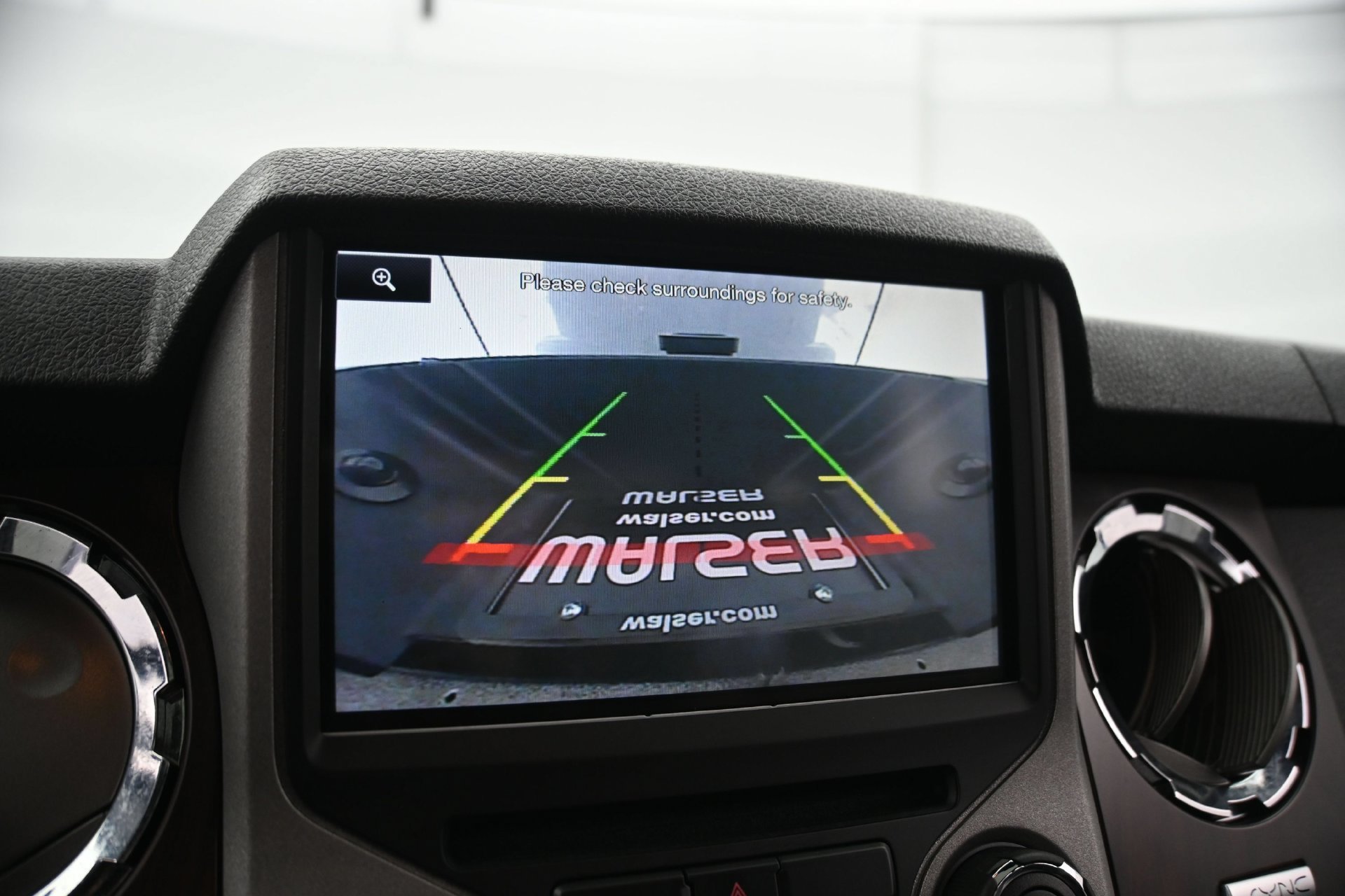 Used 2016  Ford  image 25