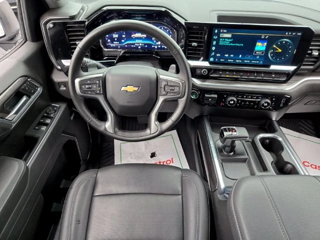Used 2025 White Chevrolet LTZ image 14