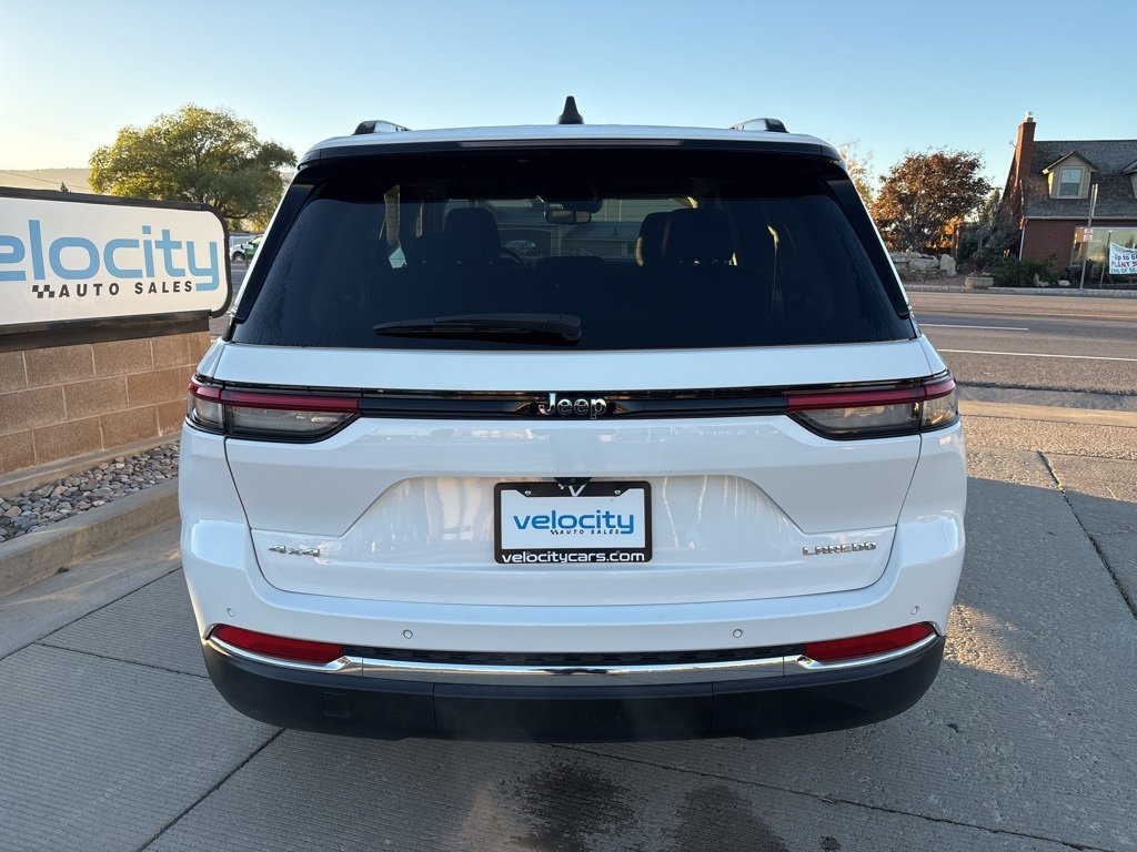 2023 Jeep Cherokee Laredo Altitude photo 4