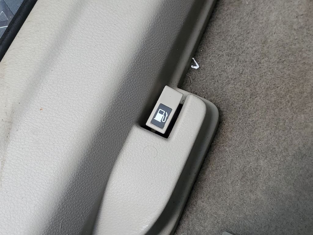 Used 2011 Crystal Black Pearl Acura Technology Package image 18