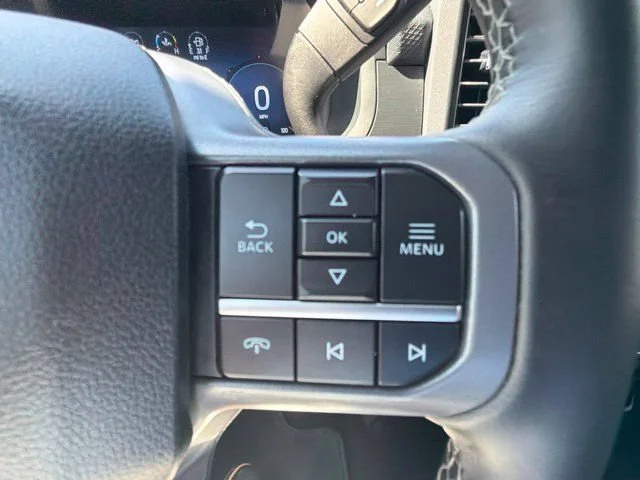 Used 2025 Gray Ford XLT image 26