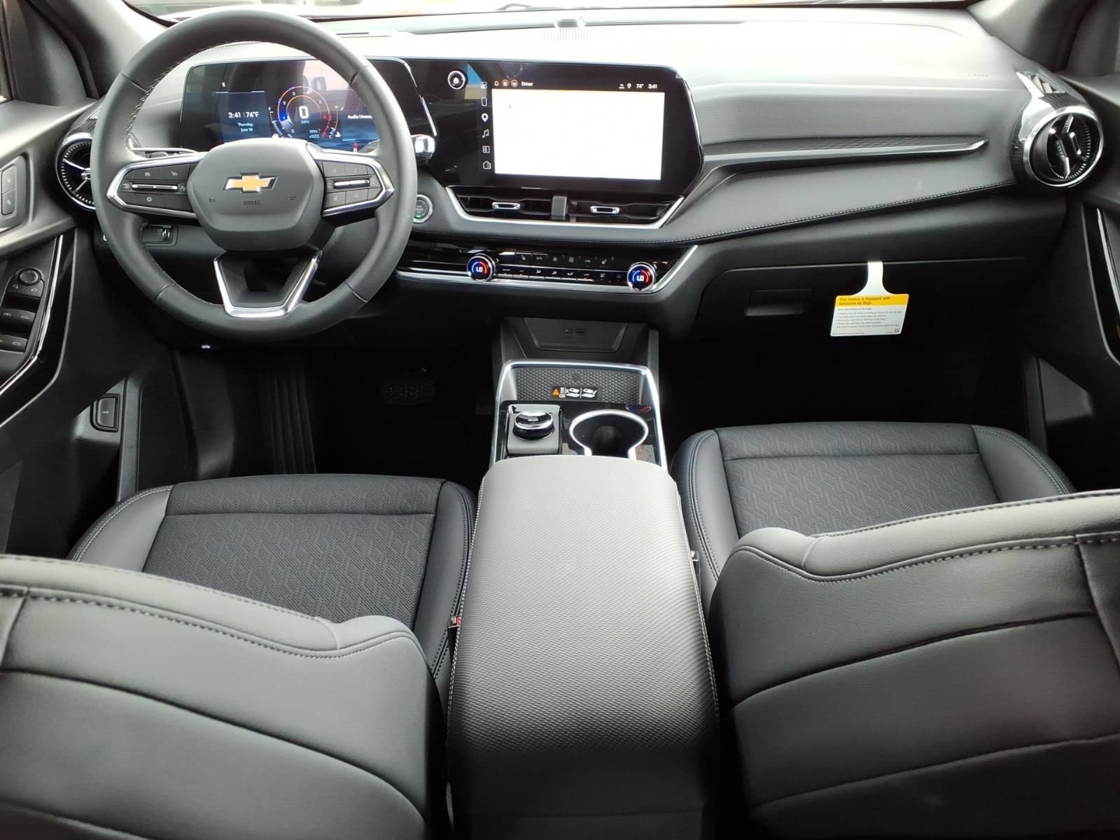 2026 Chevrolet Equinox LT - Photo 11