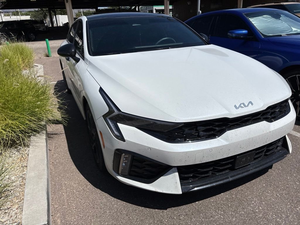 Used 2025 White Kia GT-Line image 8