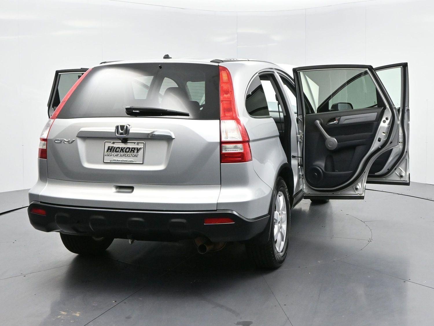 Used 2009 Alabaster Silver Metallic Honda EX image 32