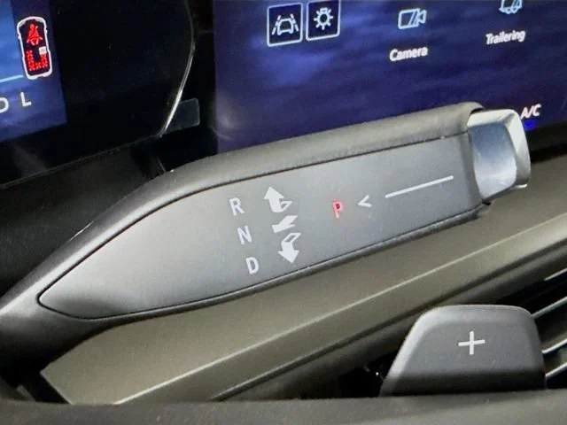 New 2026 Summit White Chevrolet LT image 17