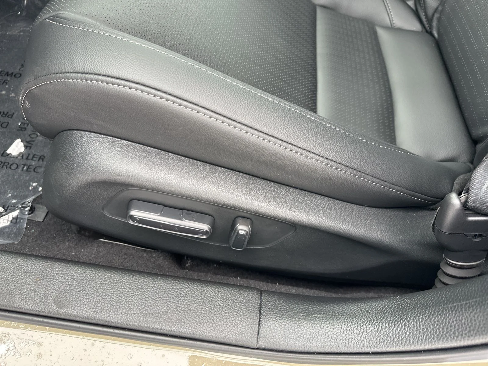 2026 Honda Civic Hatchback Sport Touring - Photo 12