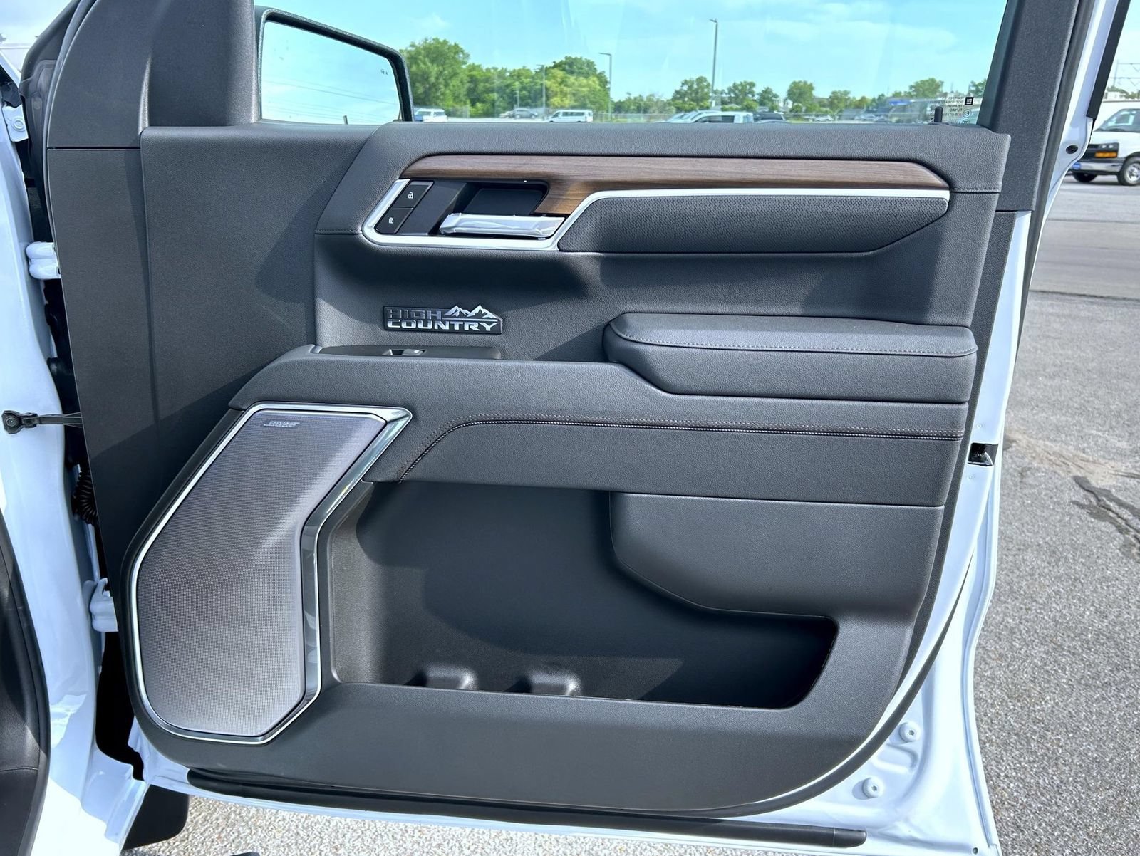 2026 Chevrolet Silverado 1500 High Country - Photo 17