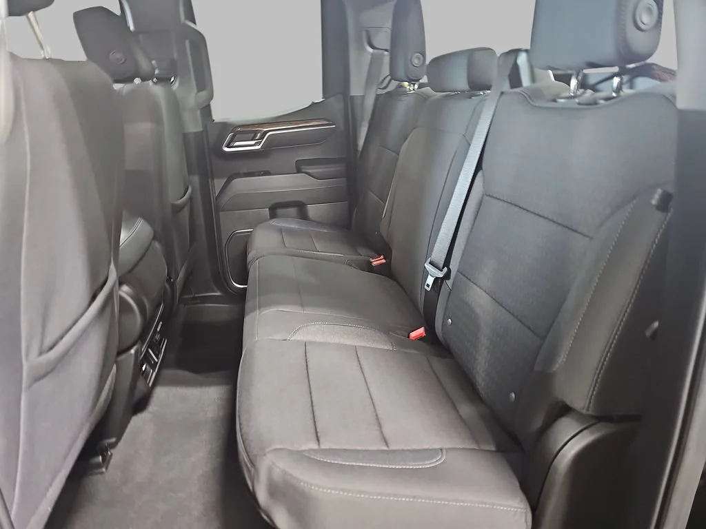 Certified Used 2025 Onyx Black GMC Elevation image 17