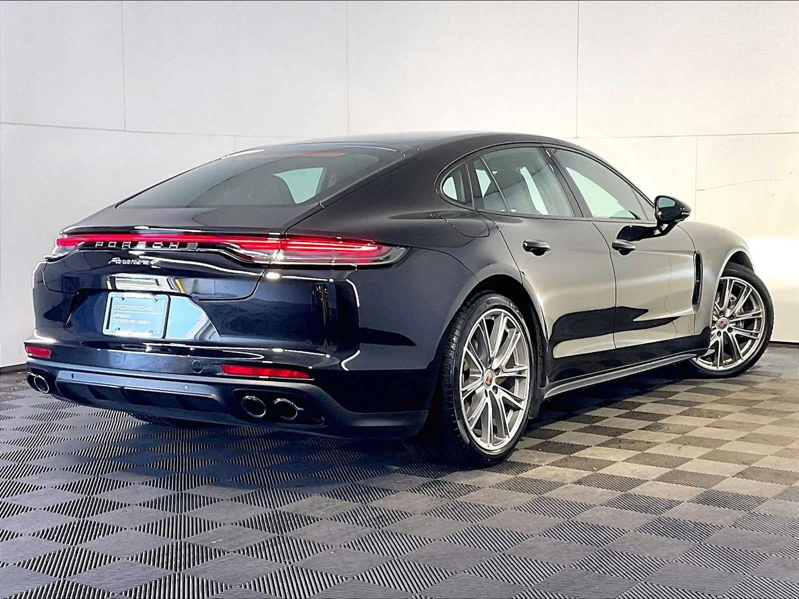 Certified Pre-Owned 2023 Porsche Panamera 4