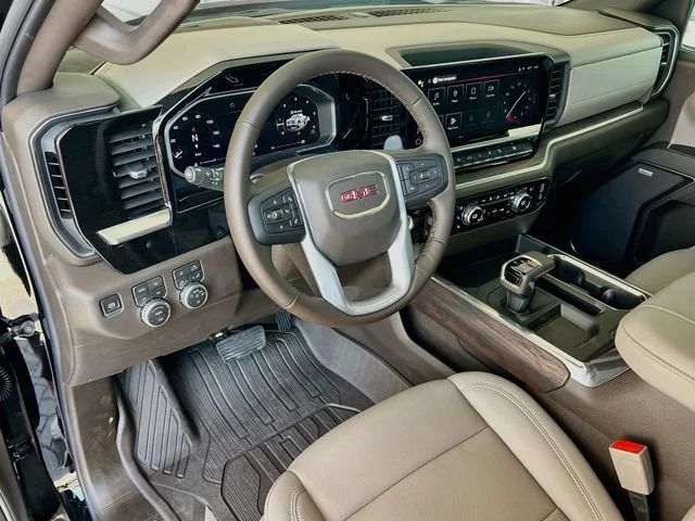 2026 GMC Sierra 1500 SLT - Photo 6