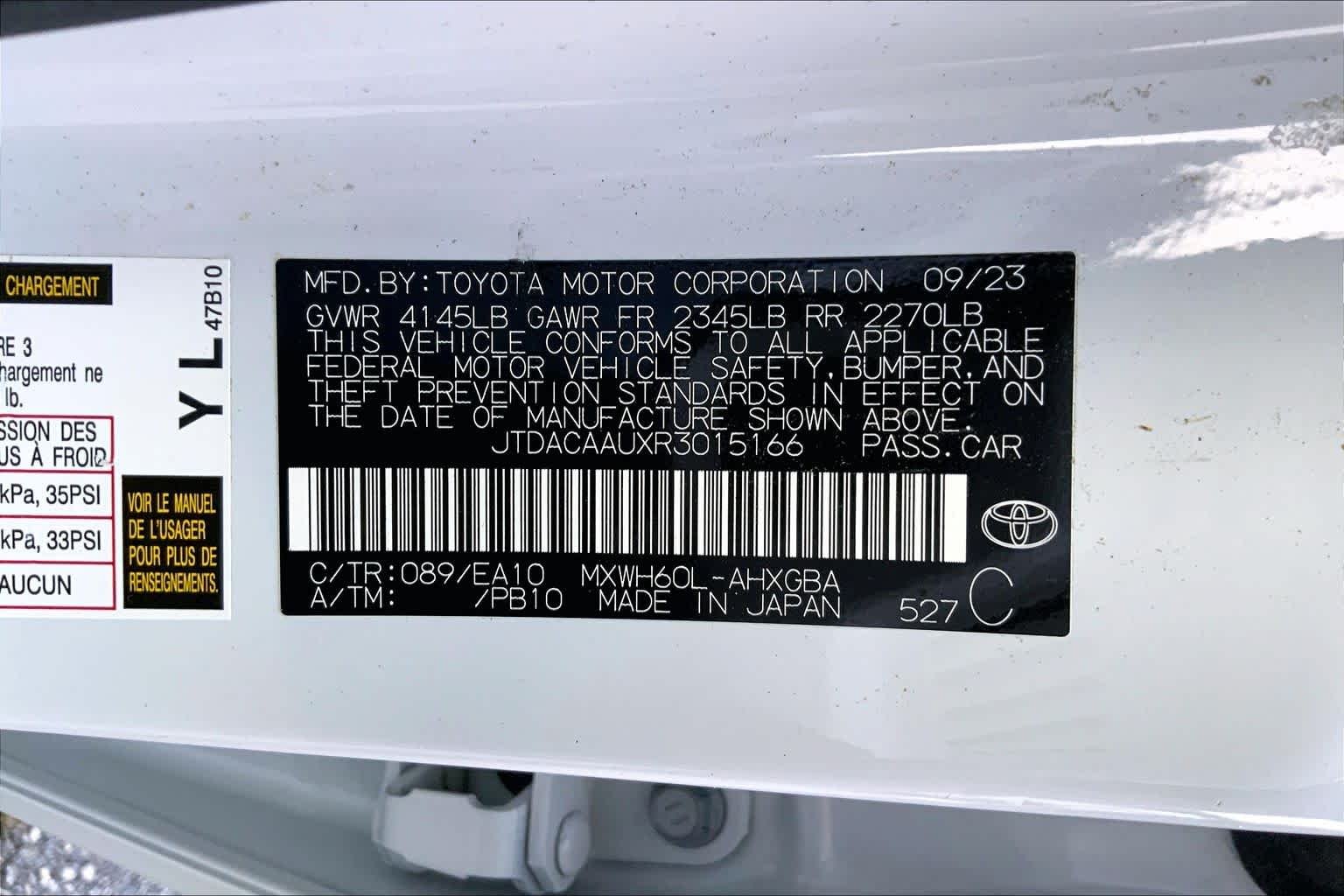 Used 2024 Wind Chill Pearl Toyota XLE image 30