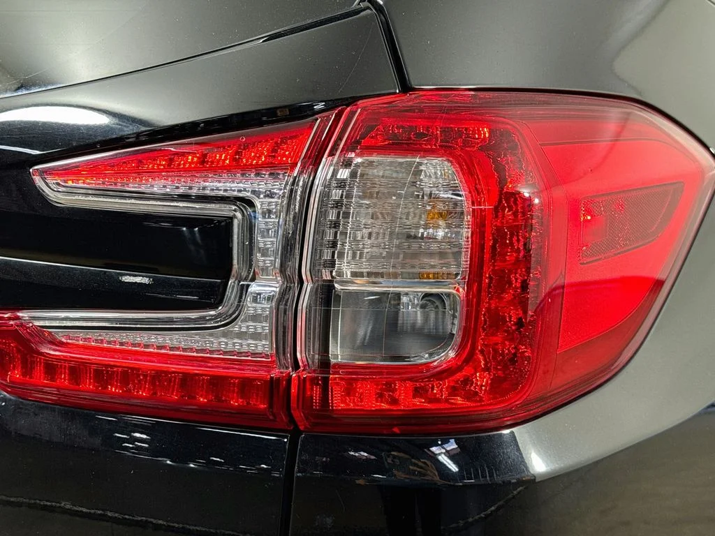 Used 2023 Black Subaru Onyx Edition image 34