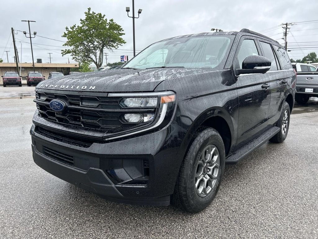 New 2026 Agate Black Metallic Ford Active image 7