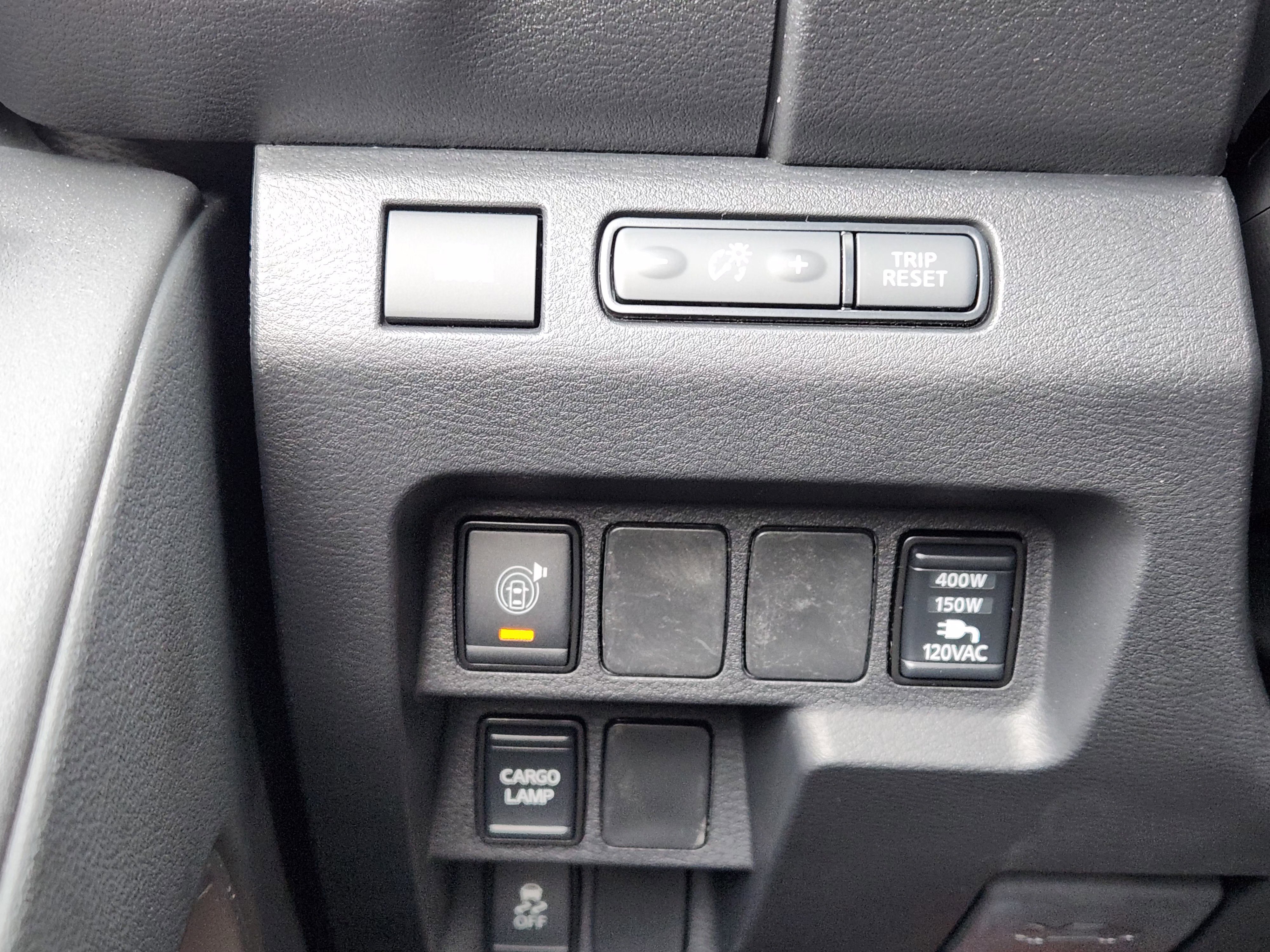 New 2026 Gun Metallic Nissan Crew Cab SV image 21