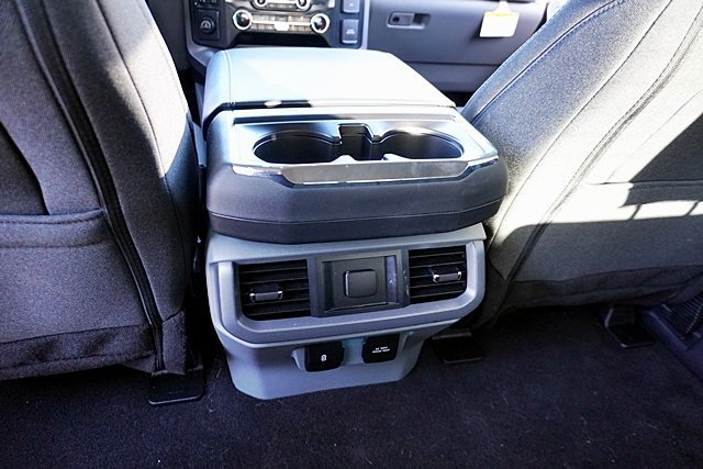 Used 2024 Gray Ford XLT image 26
