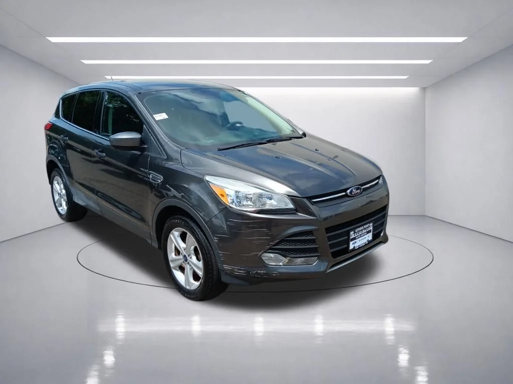 Used 2016 Magnetic Ford SE image 8