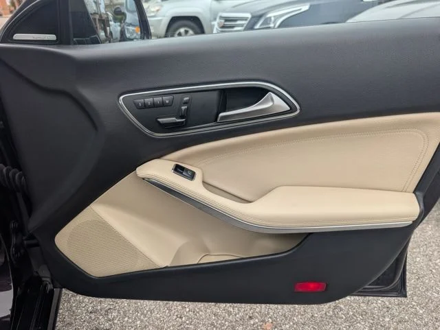 Used 2014 Purple Mercedes-Benz CLA 250 image 22