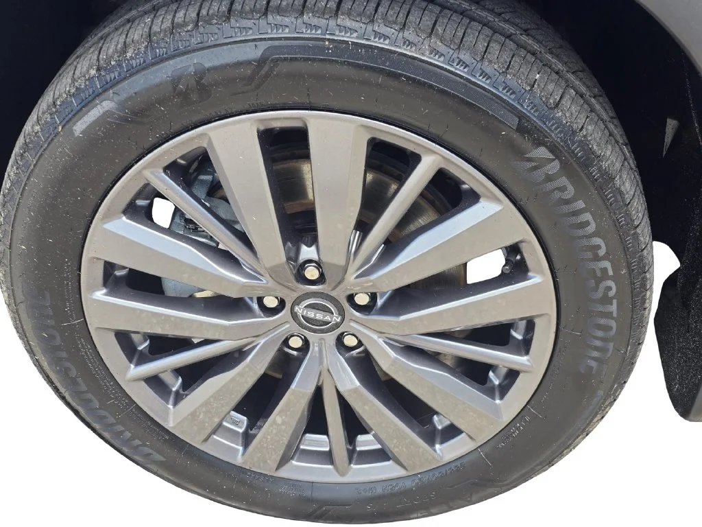 Used 2023 Black Nissan SL image 9