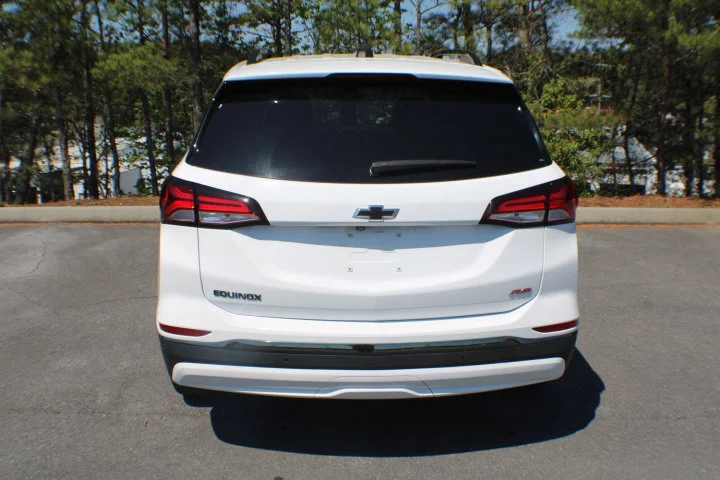 Used 2023 Summit White Chevrolet RS image 15